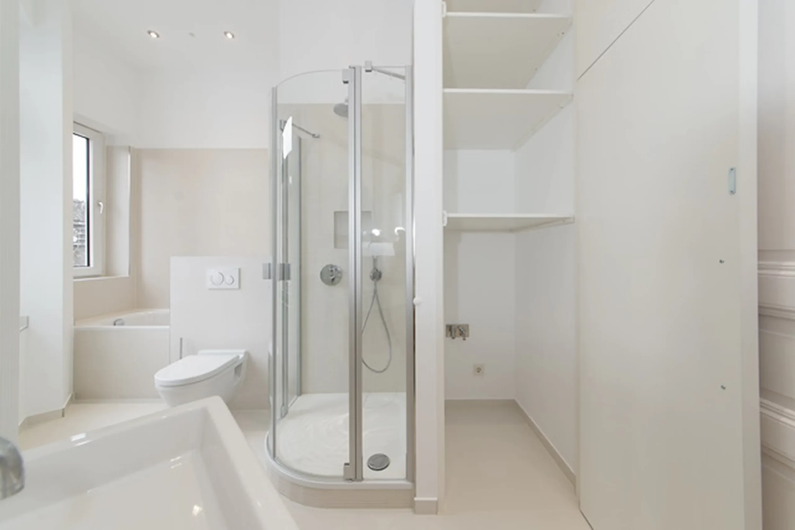 Altbau Mehrfamilienhaus, Wiesbaden