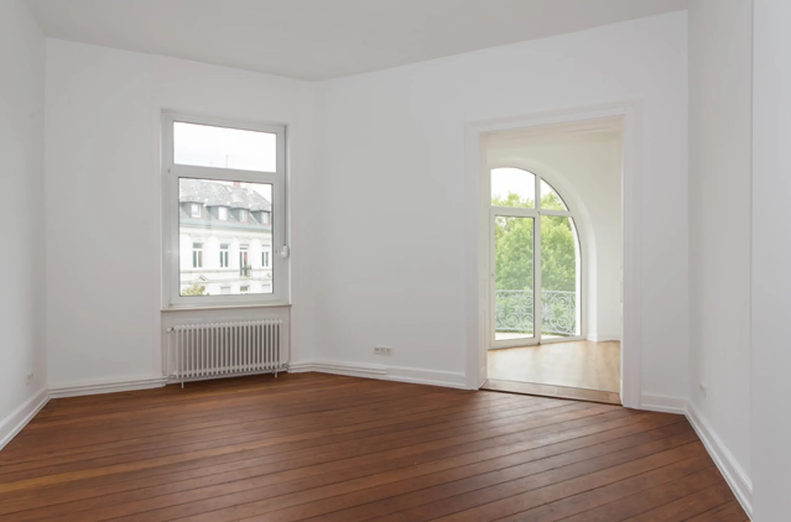 Altbau Mehrfamilienhaus, Wiesbaden